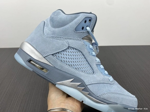 Bluebird 5 Air Jordan Retro DD9336-400 (W) 0529